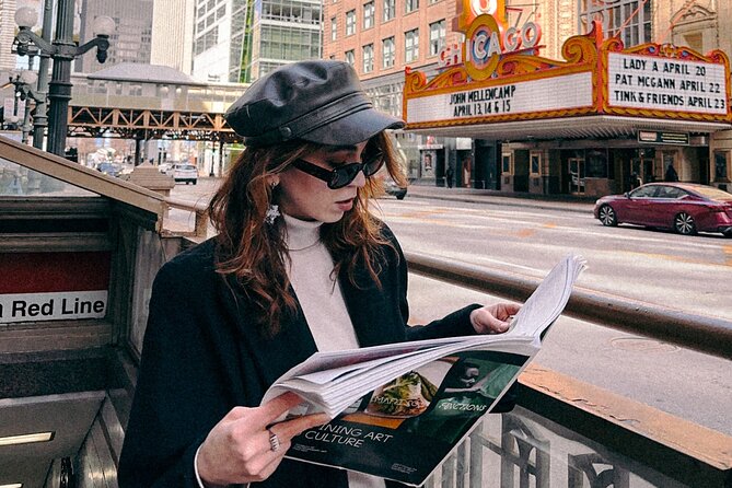Chicago Insta Walk With Digital and Polaroid Photoshoot - Exploring Iconic City Landmarks
