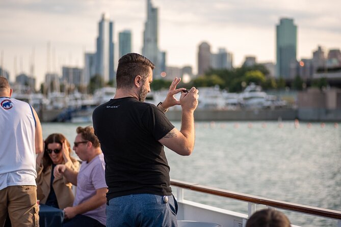 Chicago Lake and River Beer and BBQ Cruise - Meeting and Pickup