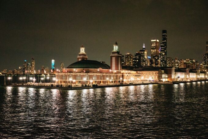 Chicago: Lake Michigan Buffet Brunch, Lunch or Dinner Cruise - Customer Feedback Highlights