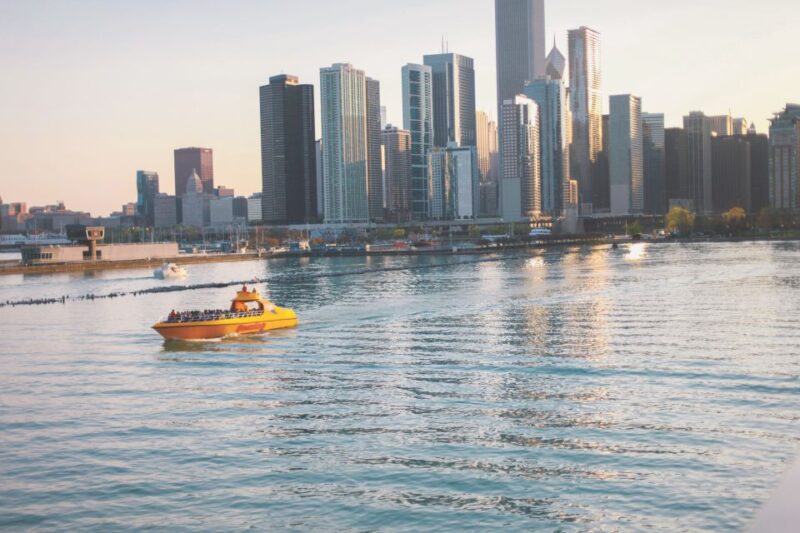 Chicago Lakefront: Seadog Speedboat Ride - Sightseeing Opportunities