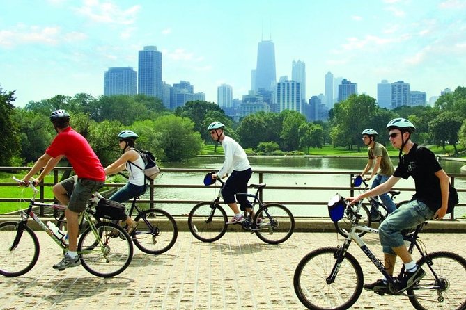 Chicago Lincoln Park Bike Adventure - Visiting Parks and Lagoons