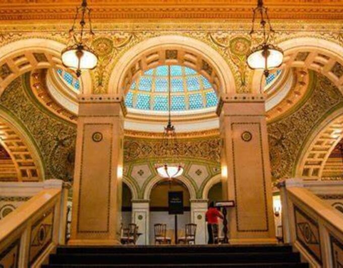Chicago Loop Architecture Private Walking Tour - Optional Lunch at Local Restaurant
