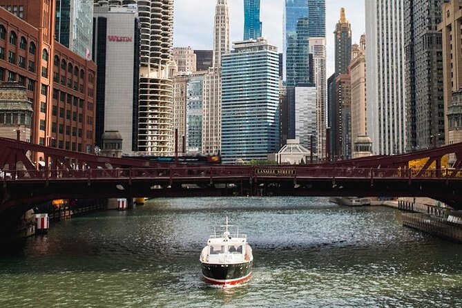 Chicago Luxury Minibus City Tour and Architecture River Cruise - Riverboat Architecture Cruise