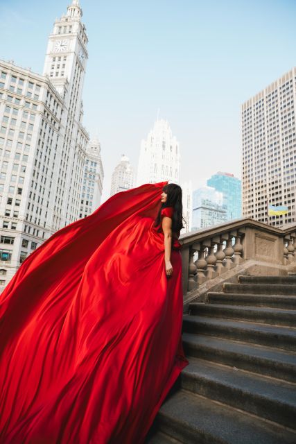 Chicago: Luxury Private Flying Dress Photoshoot 2 Locations - Capturing Stunning Moments