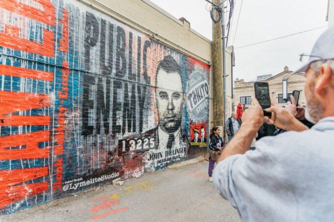 Chicago: Mob and Crime Bus Tour - Tour Duration and Price