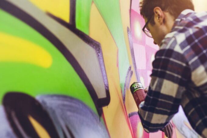 Chicago: Offbeat Guided Street Art Tour - Meeting Point and Duration
