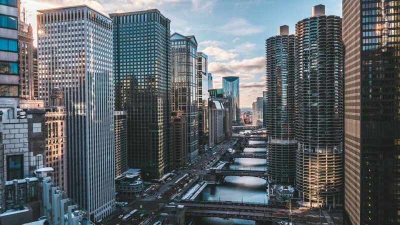 Chicago Premium Driving Tour with River Boat Cruise - FAQ