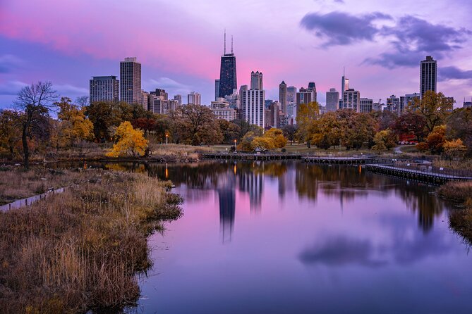 Chicago Private 3-Hour Luxury SUV and Chauffer - Customizable Itinerary