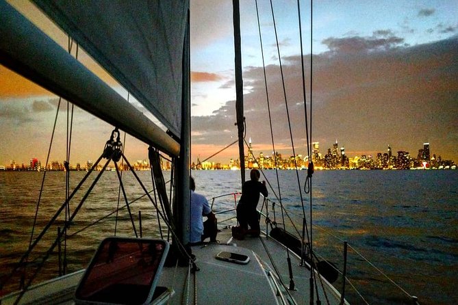 Chicago Private Sunset Sail on Lake Michigan - Pickup/Dropoff
