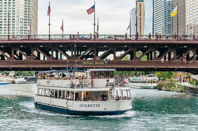Chicago River: 1.5-Hour Guided Architecture Cruise - Frequently Asked Questions