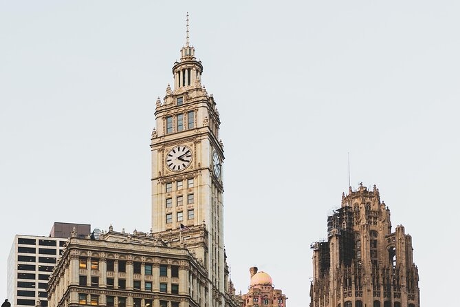 Chicago River Architecture Walking Tour - Meeting Point