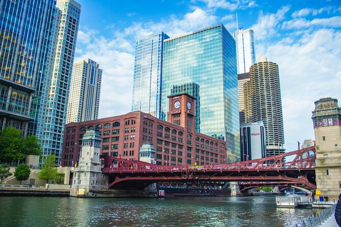 Chicago River Architecture Walking Tour - Booking and Cancellation