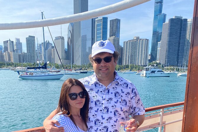 Chicago River Cocktail Cruise - Transportation and Location