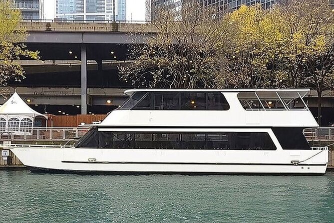 Chicago Skyline Sunday Funday Mimosa/Bloody Mary Party Cruise - Cruise Highlights