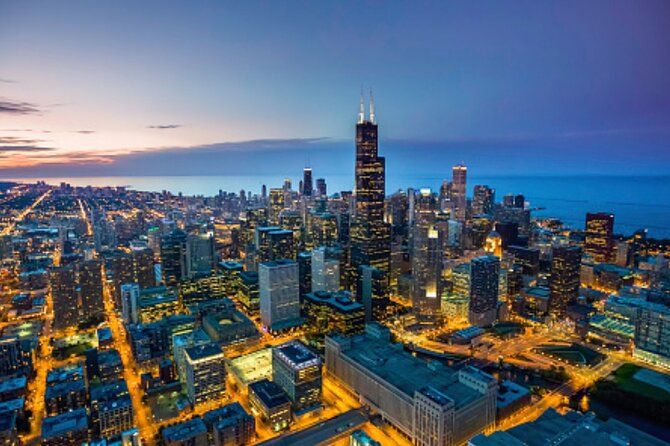 Chicago Small-Group Night Tour With Skydeck and Boat Cruise - Willis Tower Skydeck Ascent