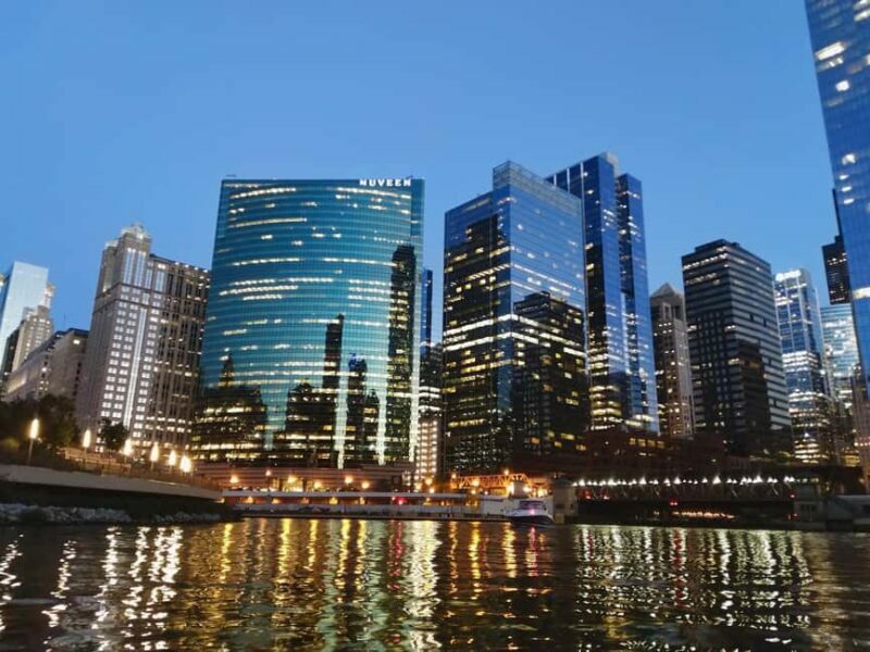 Chicago: Sunset Kayak Tour on the Chicago River - Who Will Love This Tour?