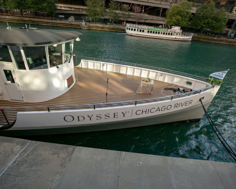 Chicago: Thanksgiving Gourmet Lunch Cruise on Chicago River - Important Information