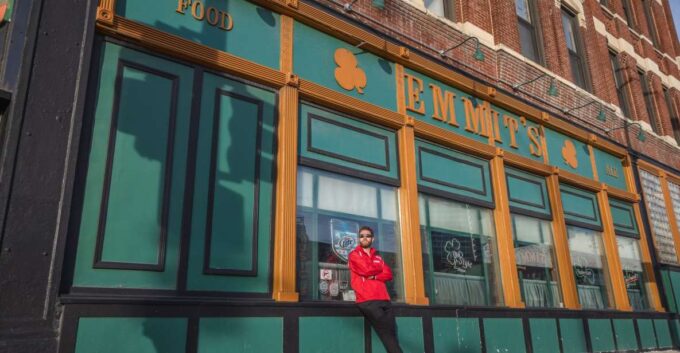 Chicago TV & Movie Locations Walking Tour - Cinematic Experiences in the City