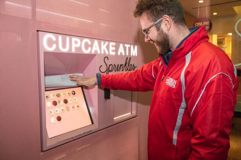 Chicago: Ultimate Food Walking Tour With Tastings - Neighborhood Exploration