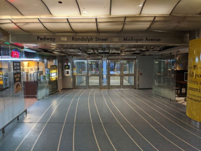 Chicago: Underground Pedway & Downtown Secrets Walking Tour - Exploring the Pedway System
