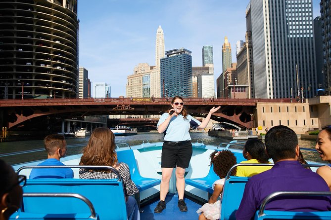 Chicago Urban Adventure River and Lake Cruise - Tour Group Size