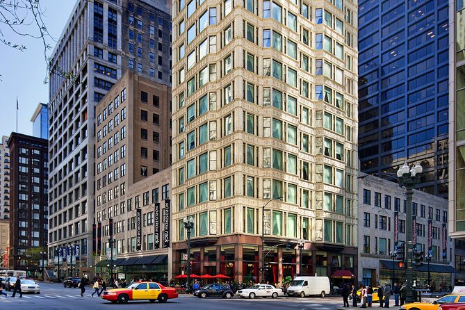 Chicago Walking Tour: Connecting Past and Present - Insider Stories and Chicago History