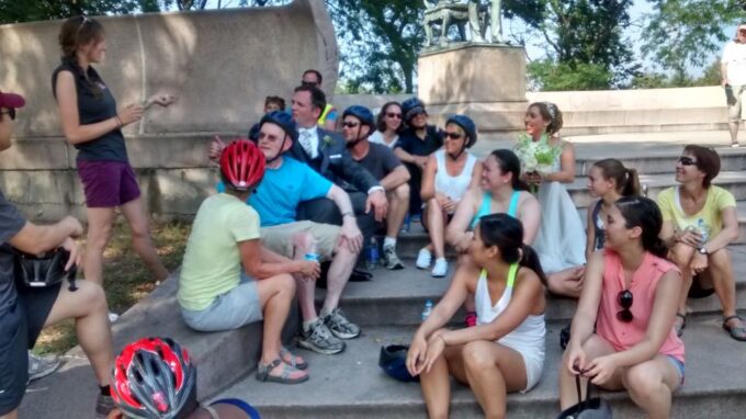 Chicago: Westside Food Tasting Bike Tour With Guide - Neighborhood Highlights