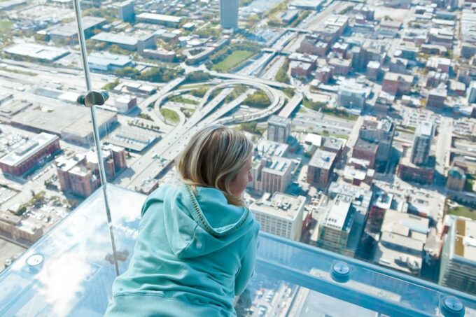 Chicago: Willis Tower Skydeck and The Ledge Ticket - What to Expect