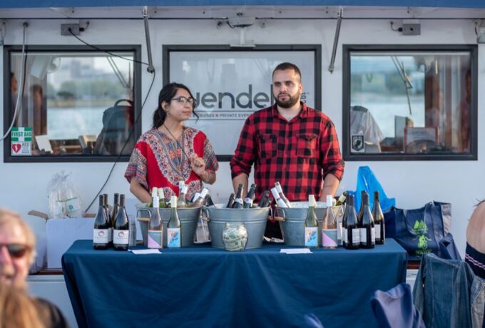 Chicago: Wine & Cheese or Beer & BBQ Thursday Evening Cruise - Cancellation Policy