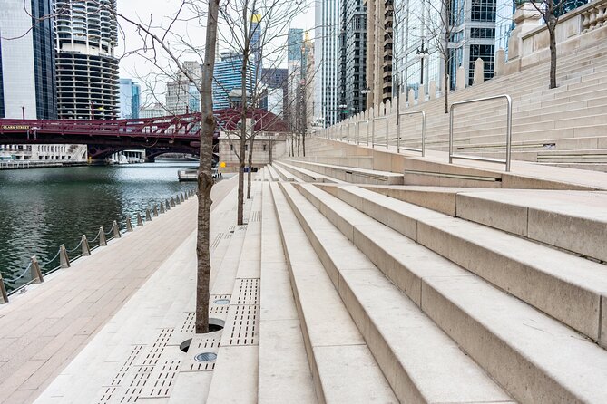 Chicagos Dark Side Self-Guided Smartphone Walking Tour - Preparing for the Dark Side Tour
