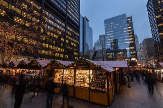 Chicago's Festive Lights: A Magical Christmas Journey - Discover the Christmas Spirit