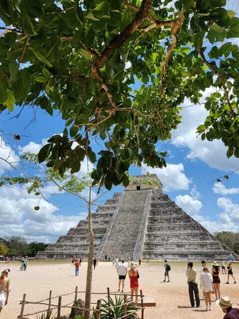 Chichén Itzá Adventure: Tour with Guides,Buffet & Cenote - Authentic Experiences and Hidden Gems