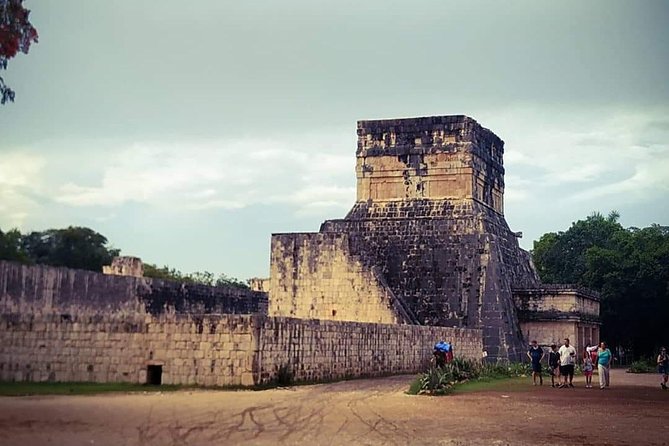 Chichen Itza and Cenote Tour From Merida - Exploring Chichen Itza
