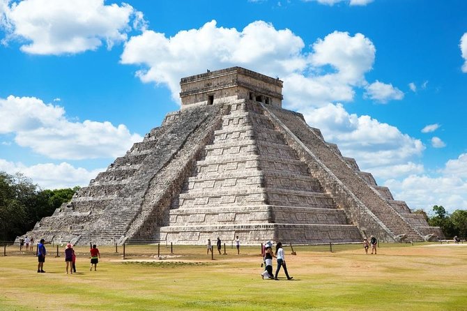 Chichen Itza and Cenote Tours (All Inclusive Package) - Exploring Chichen Itza