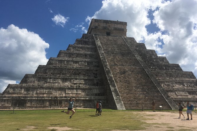 Chichen Itza, Cenote and Mayan Cuisine Guided Tour With Lunch - Detailed Itinerary
