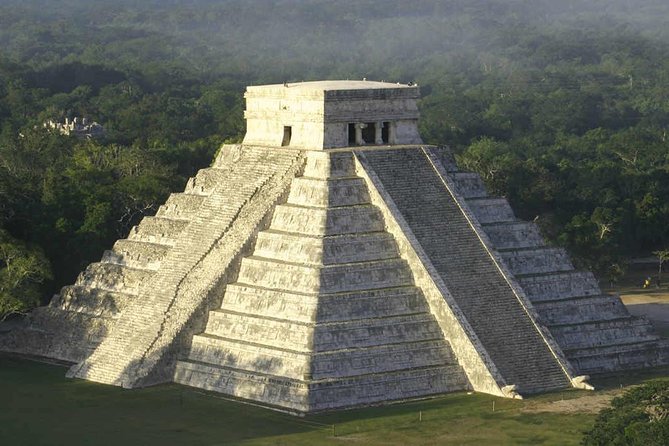 Chichen Itzá, Cenote Ik Kil and Cobá Reduced Group - Meeting and Pickup