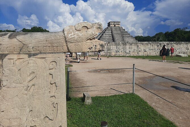 Chichen Itza Deluxe And Ancestral Cenotes Suytun and Ik-kil - A Complete Breakdown of the Tour Experience