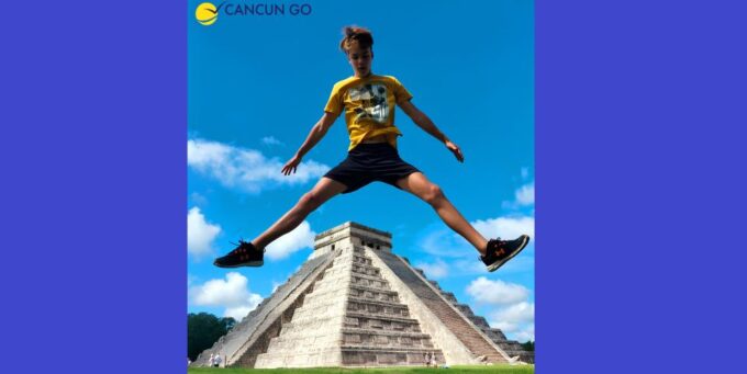 Chichen Itza: Guided Walking Tour - Equinox Experience