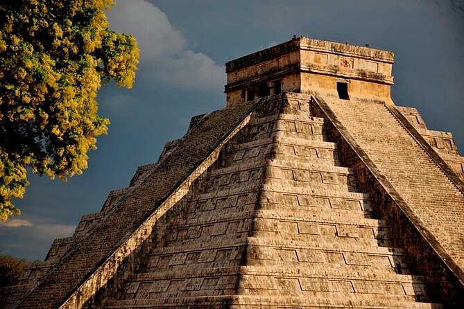 Chichén Itzá Kukulkan & Swim in 2 Cenotes - Mayan Culture Immersion