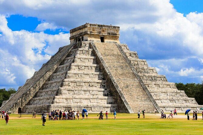 Chichen Itza Ruins Adventure! Cenote Ikkil and Izamal from Merida - Key Points