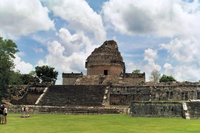 Chichen Itza Tour: Pyramids, Cenote Ik Kil & Valladolid - Cenote Ik Kil