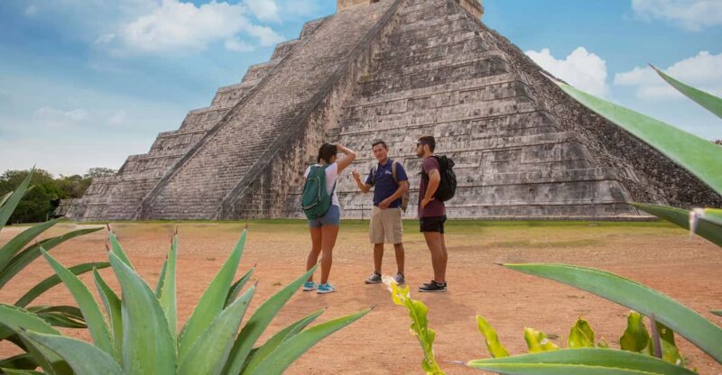 Chichen Itza Tour & Traditional Yucatecan Lunch - Experience Highlights