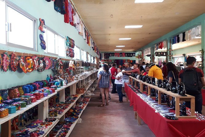 Chichen Itza Tour With Cenote Food and Transfer From Cancun - Additional Points of Interest