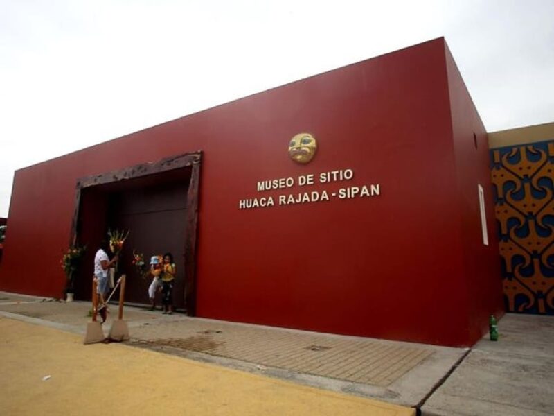 Chiclayo: Tomb of the Lord of Sipan and Site Museum Day Tour - Tomb of the Lord of Sipan