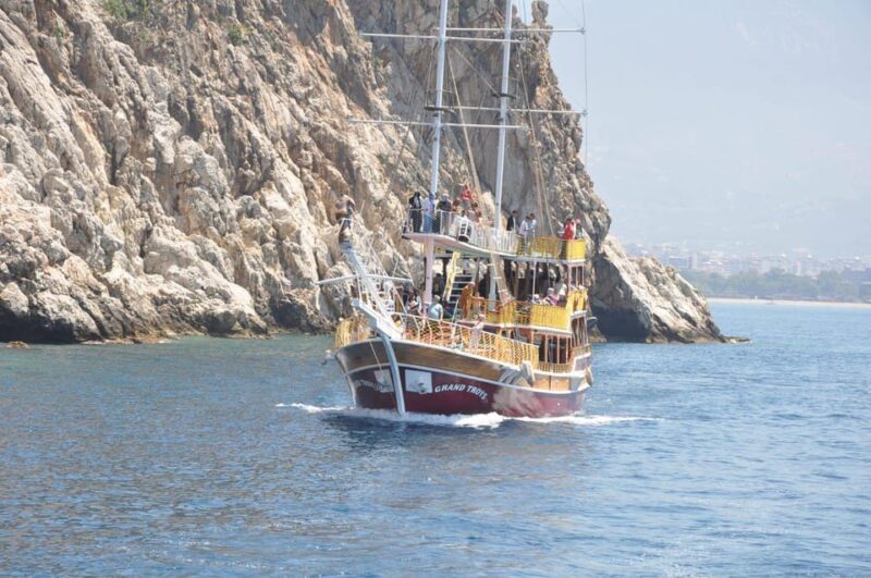 Chill & Cruise: Relaxing Boat Tour From Alanya - Tour Overview