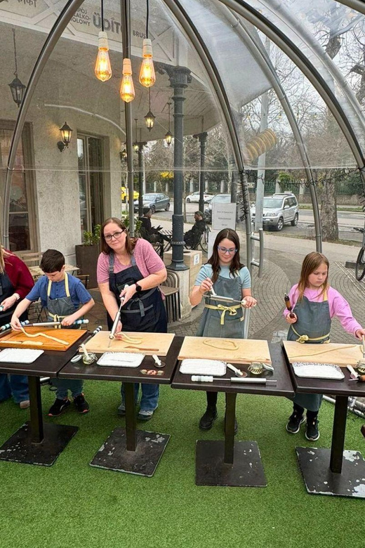 Chimney Cake Workshop in Budapest City Park - Participant Requirements