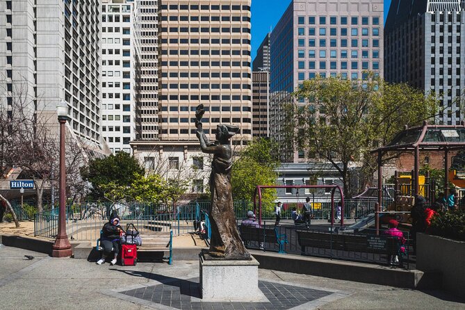 Chinatown Warrior Cat Quest Experience in San Francisco - Meeting and Starting the Tour
