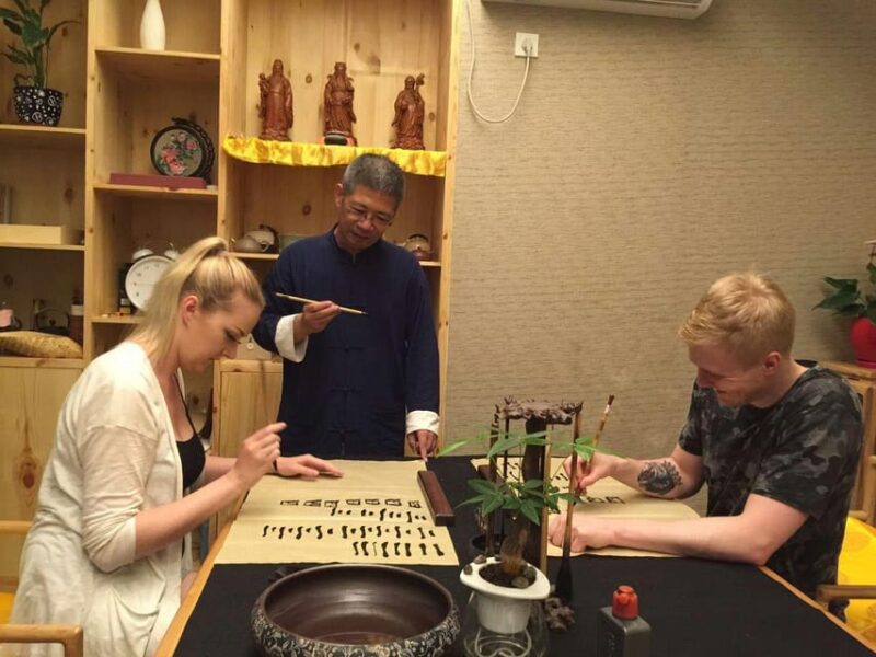 Chinese Calligraphy Learning Class - Experience and Benefits