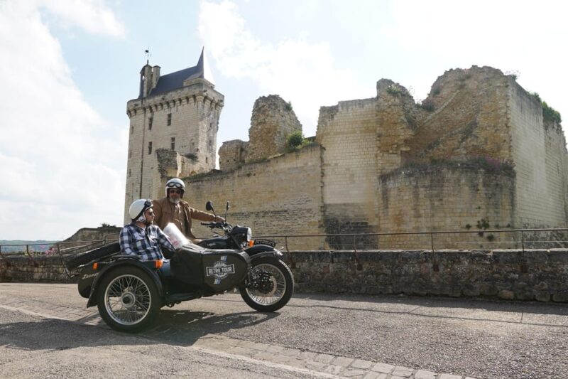 Chinon: Vintage Sidecar Tour With Castle and Vineyard - Vineyard of Île Bouchard