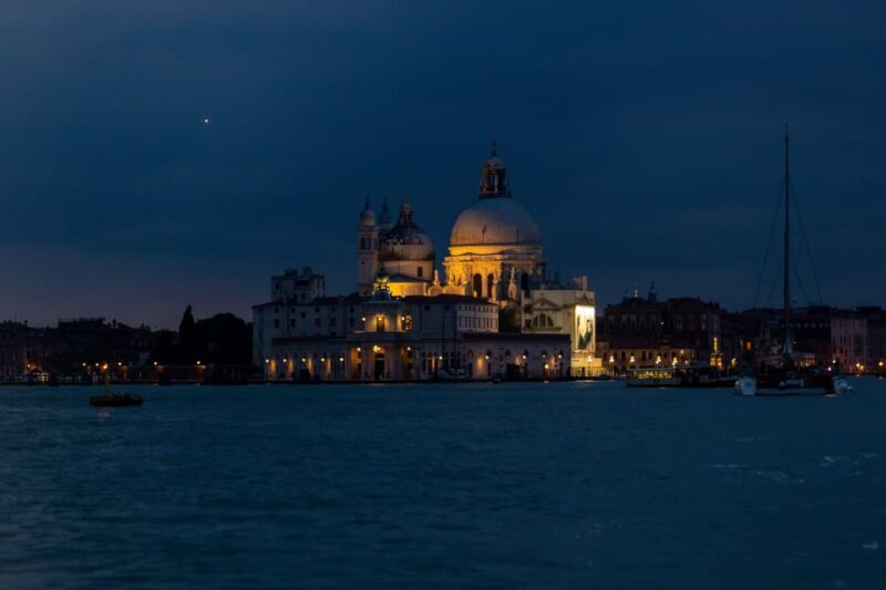 Chioggia-Venice: Day&Night Boat Transfer Round-Trip or 1-Way - Experience Highlights and Scenic Views